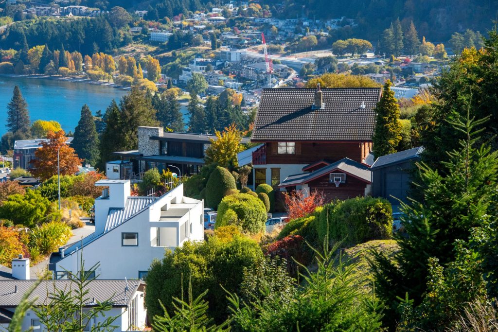 New home consents surge 21%